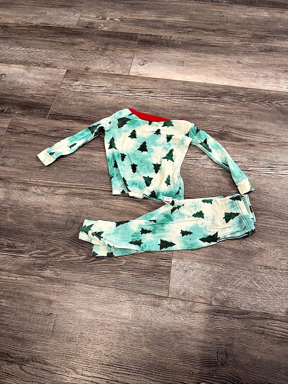 Gap Kids Christmas Tree Pajama Set Baby 18-24M